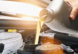 MH mécanique, garage auto à Burnhaupt-Le-Bas, Entretien, Vidange Huile, Filtre à Huile, Filtre à Pollen, Filtre à Air, Filtre à Gasoil, AD BLUE, Révision selon plan d’entretien constructeur, Garantie contractuelle préservée
